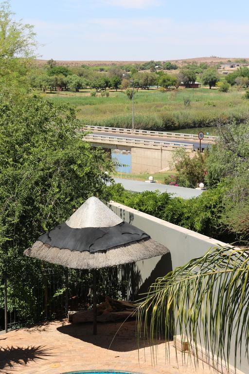 Villa Borghesi Upington Exterior foto