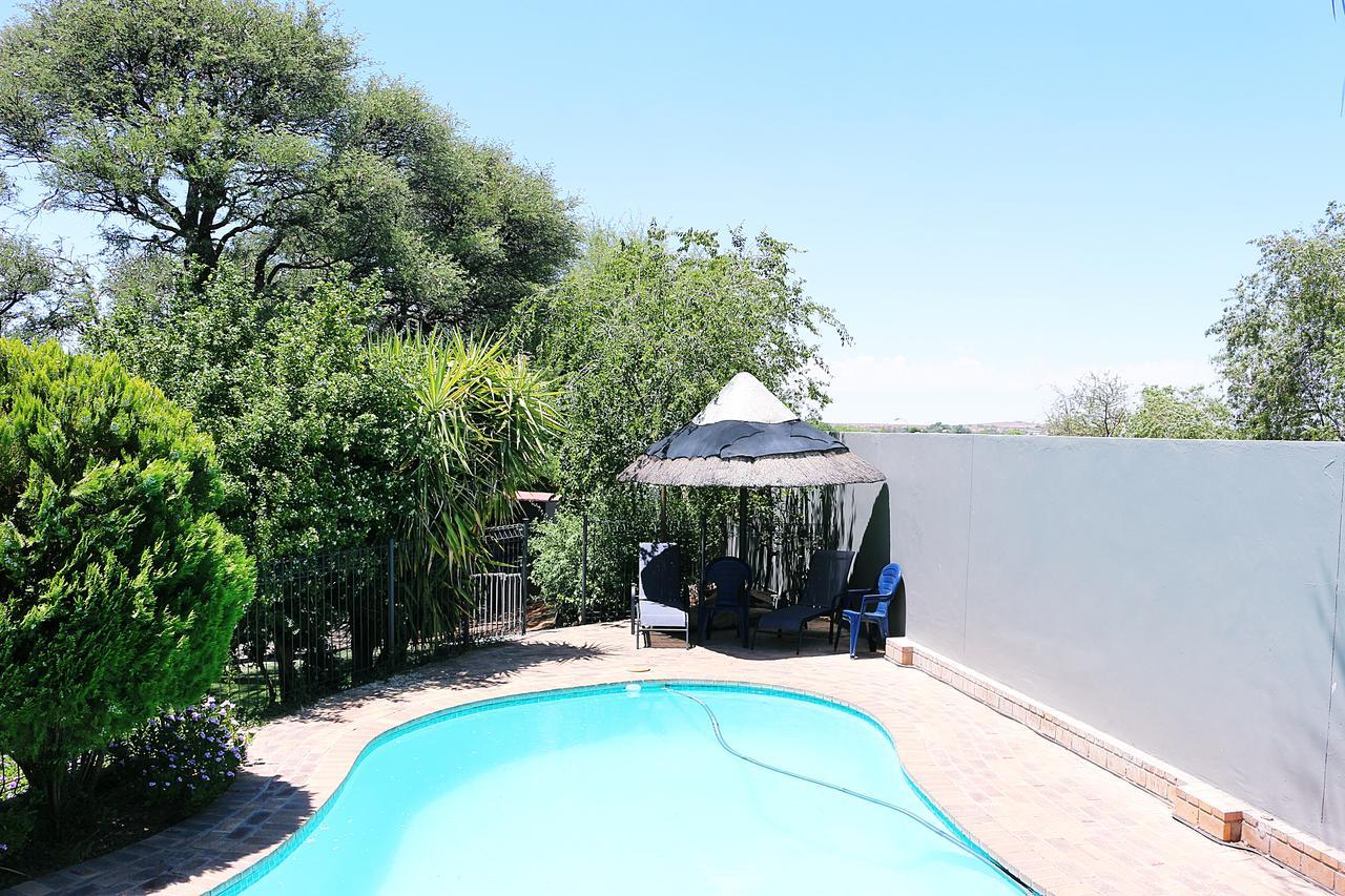 Villa Borghesi Upington Exterior foto