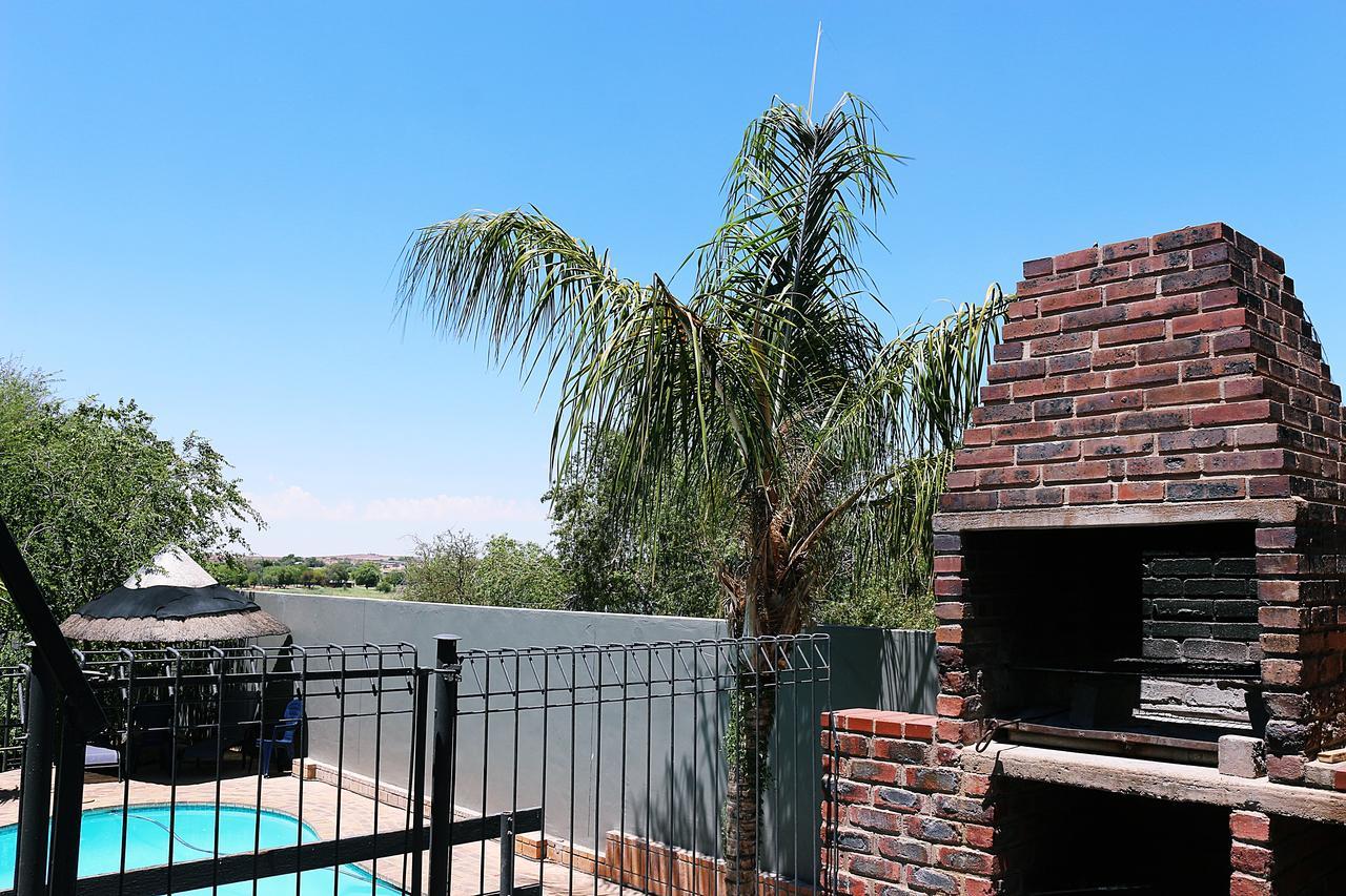 Villa Borghesi Upington Exterior foto